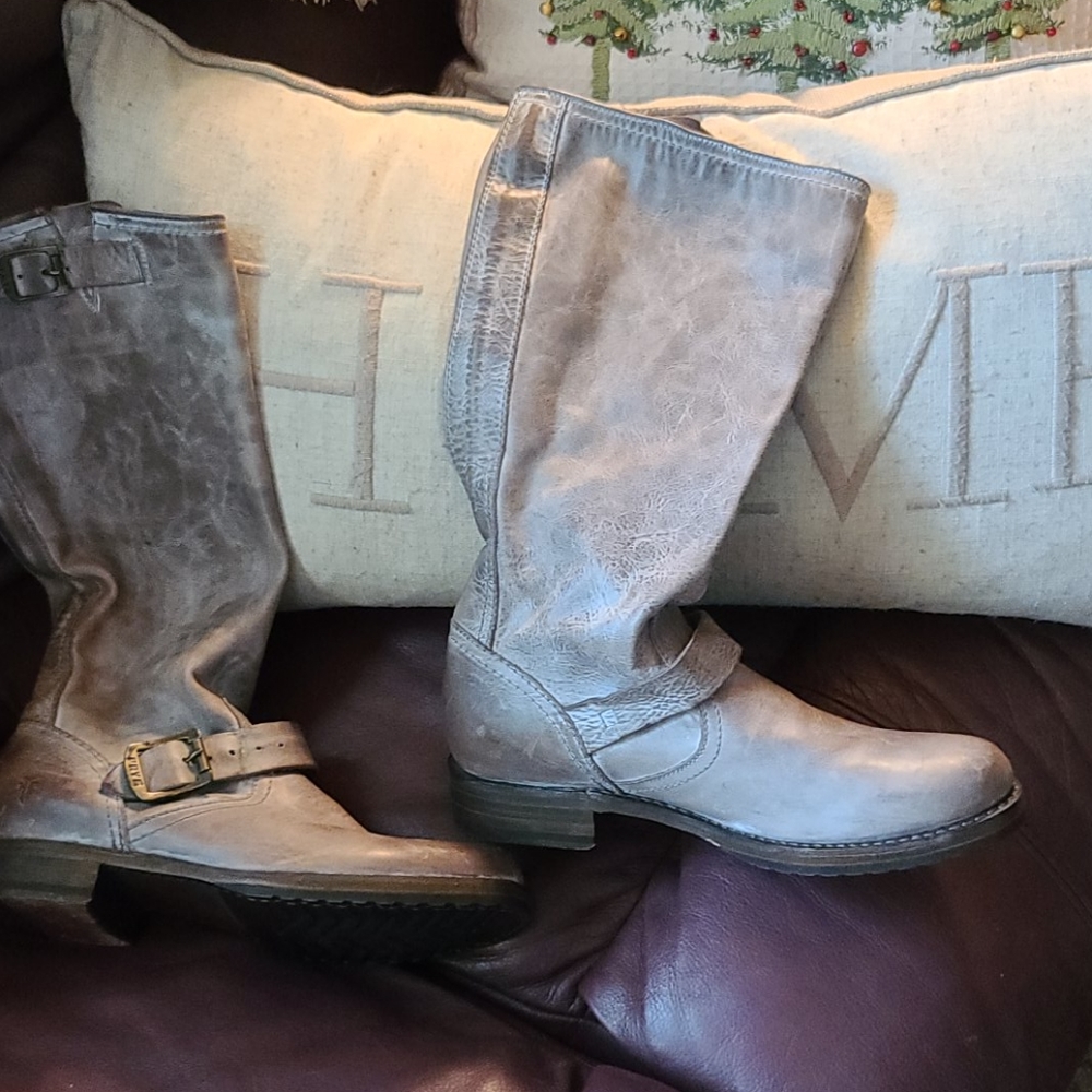 Frye - Veronica Boots Gray/ Tan Distressed